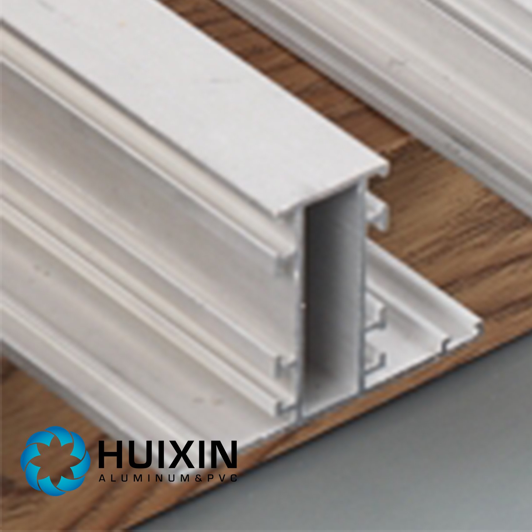 High Quality Aluminum Factory with Groove Aluminum Door Profile White
