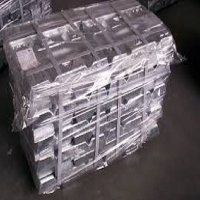 Remelted lead ingots ( Pb 99,97% ) for sale