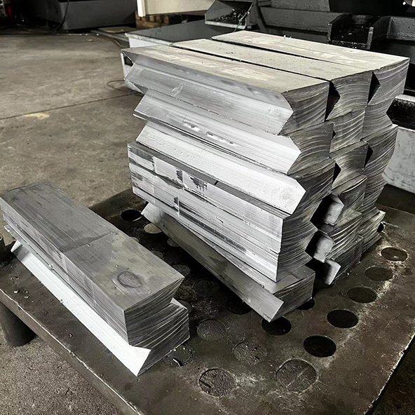 Hot Sale Factory Price Lead Ingot 99.994% Bulk Lead Ingots With High Grade