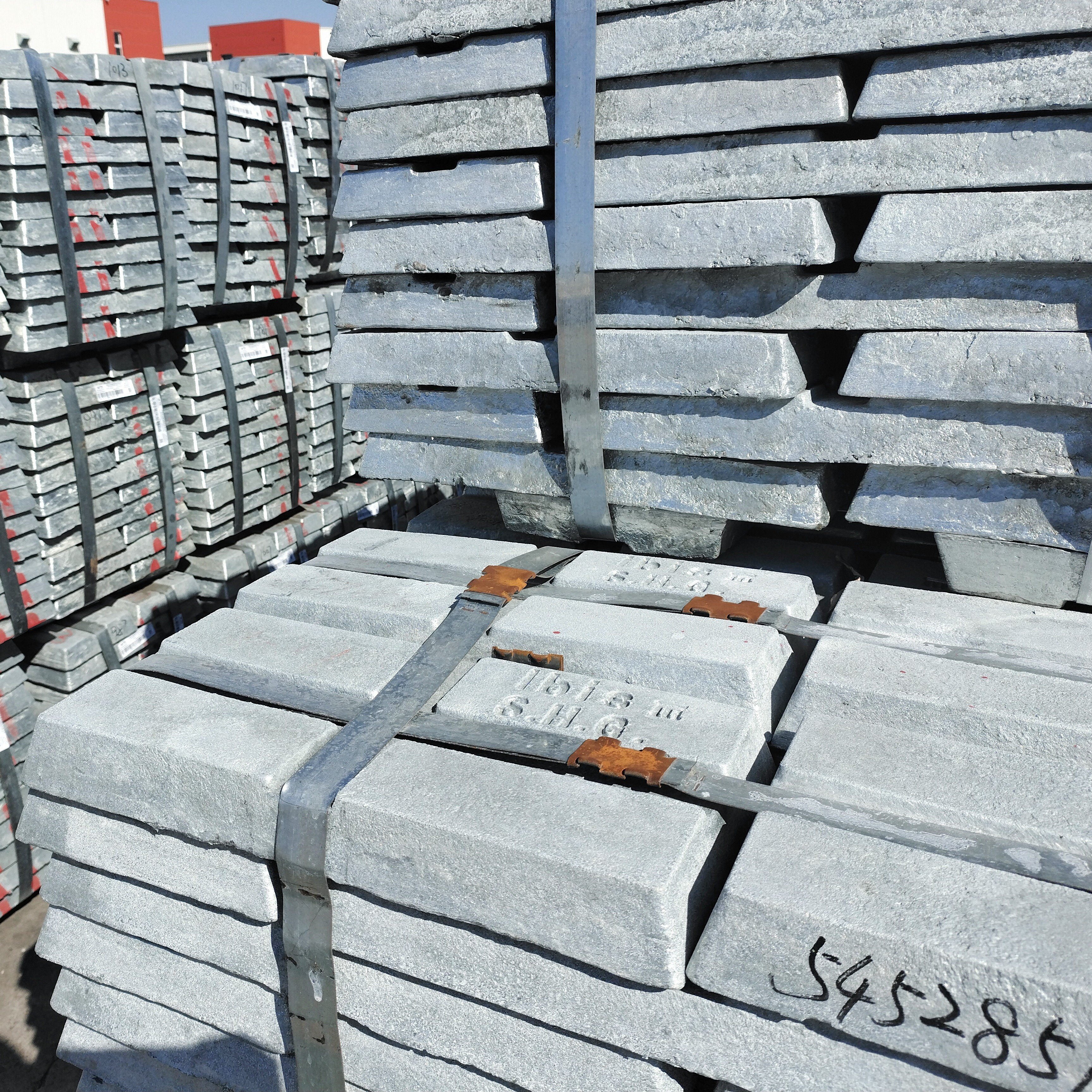 zinc ingot 99.99 zinc alloy ingot zamak pure zinc ingots