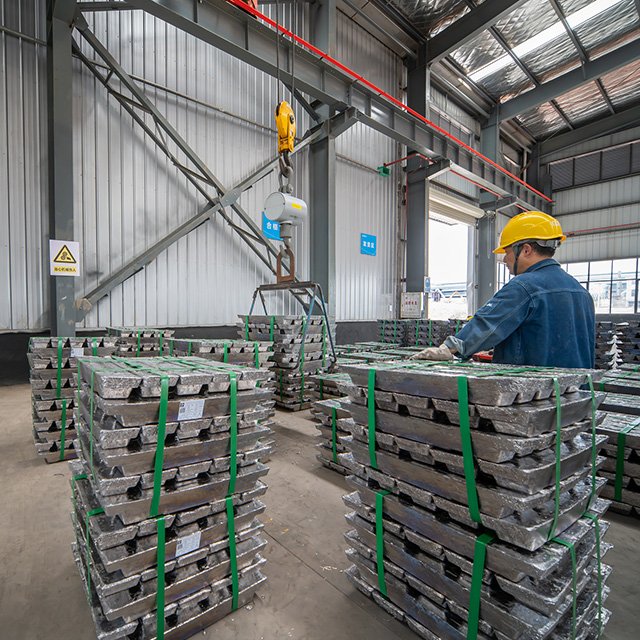 En 12659 99.99% High Purity Lead Ingot Bluish Lead Ingot High Purity Factory Price Lead Ingot for Rechargeable Battery
