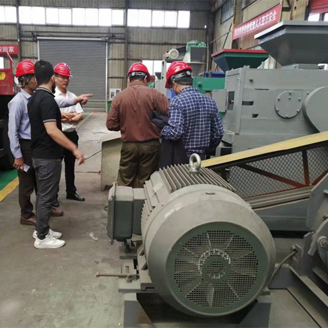 Slag fluorite iron fines coal dust coconut shell mineral powder carbon black hydraulic charcoal briquette machine factory price