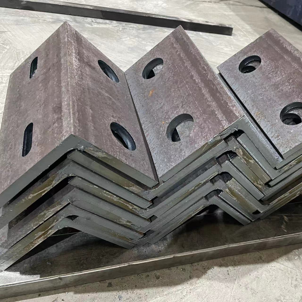 OEM customized large steel pipe manufacturing service Metal laser welding cutting 30mm Steel Structure building processing