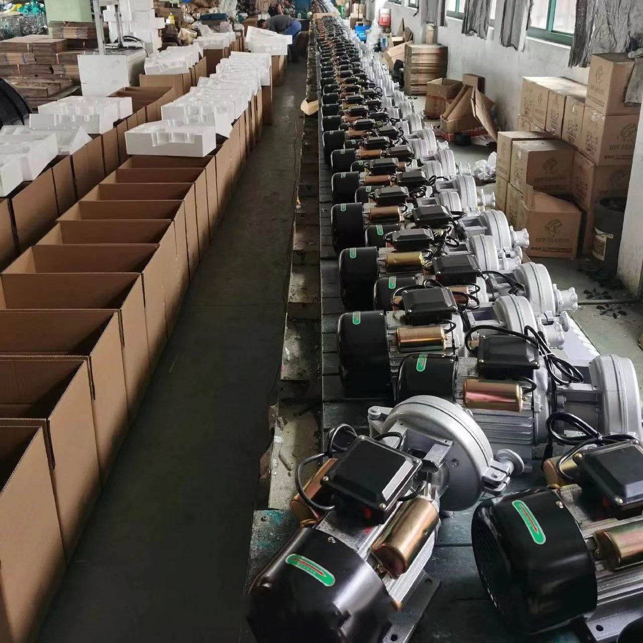 Low MOQ Coffee Bean Powder Peanut Cereal Corn Wheat Maize Sorghum Flour Mill Grinding Machine