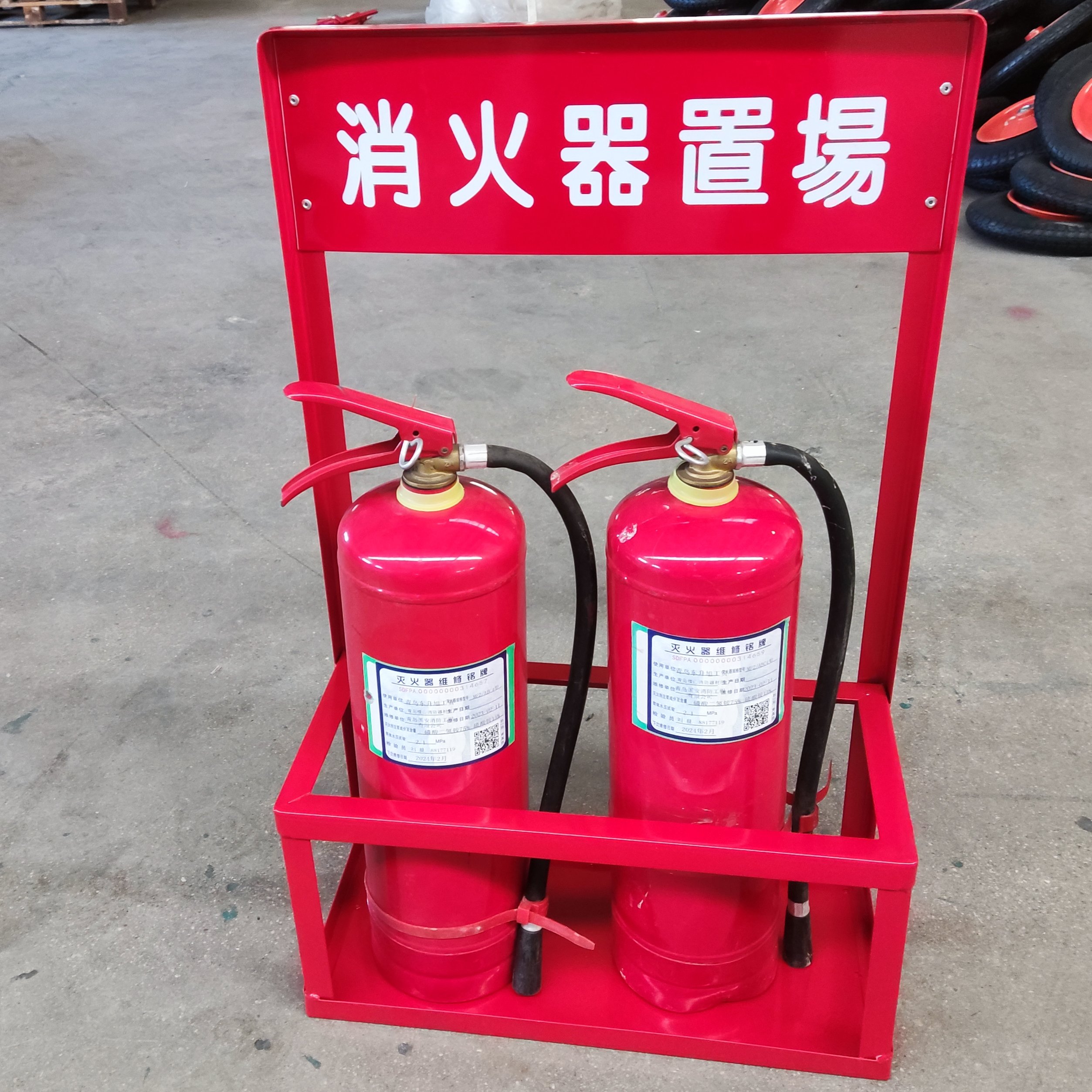 Japanese style custom metal fixed powder coating red fire extinguisher wall bracket for two dry powder fire extinguisher