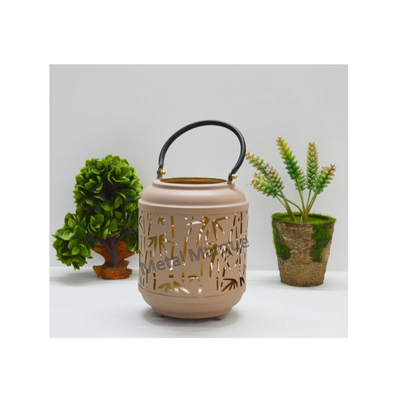 Laser Design European Style Lantern Hot Sale Premium Design Hand Crafted Vintage Metal Lantern Home Decorative Lantern Large