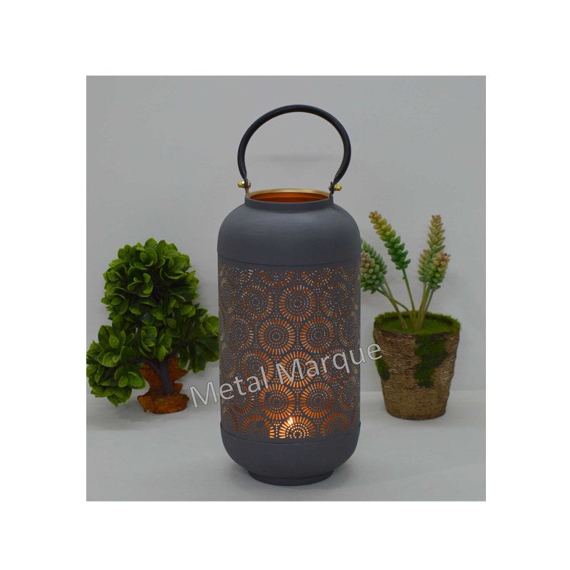Laser Design European Style Lantern Hot Sale Premium Design Hand Crafted Vintage Metal Lantern Home Decorative Lantern Large