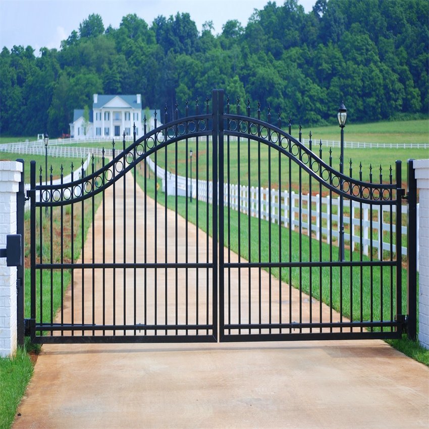 Ornamental Black Powder Coated Deer Design 18ft Wrought Iron Gate