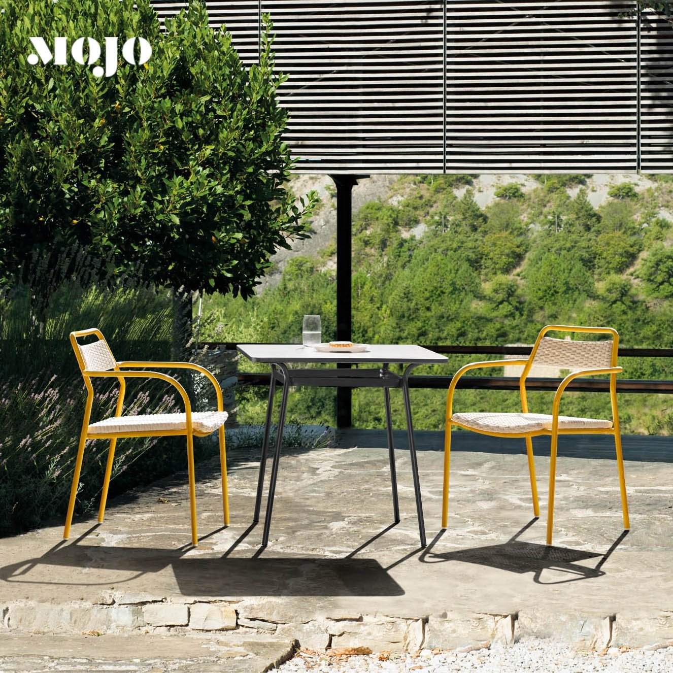French style outdoor Bistro garden stackable rattan chair stackable metal legs outdoor restaurant hotel dining chairs