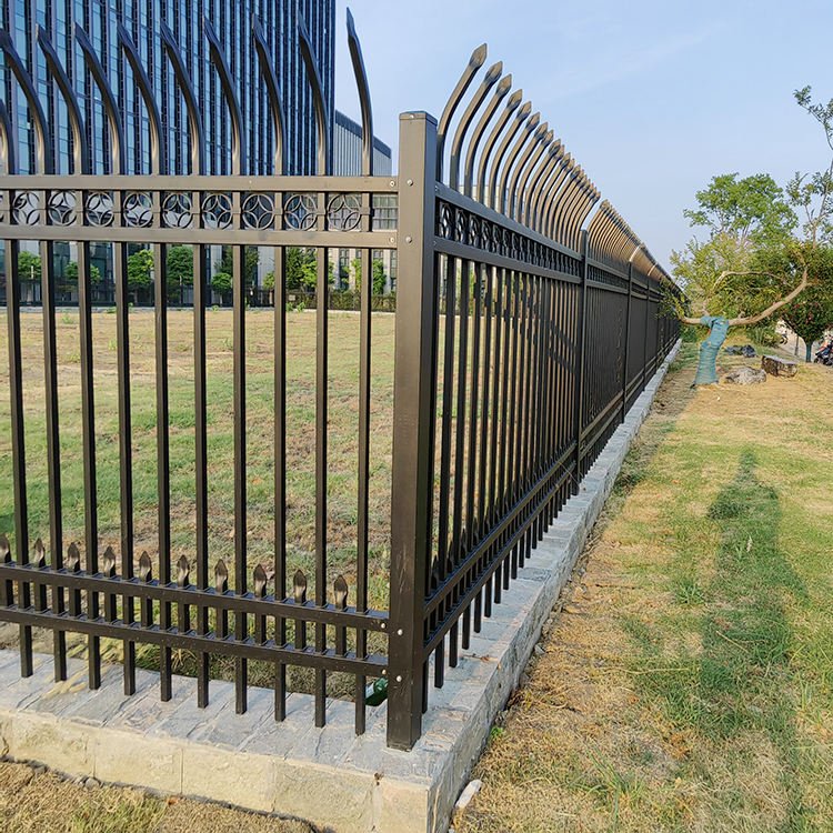 Railing Fence Villa Square Tube Fence Powder Metal Aluminum Plastic Garden Fence Panels Wrought Iron Gate Aluminum Powder Coated
