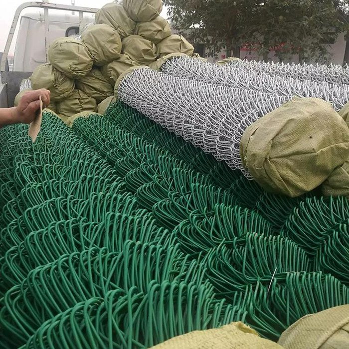 6 foot 9 gauge cheap price farm sport pvc coated and galvanized diamond mesh chain link fence