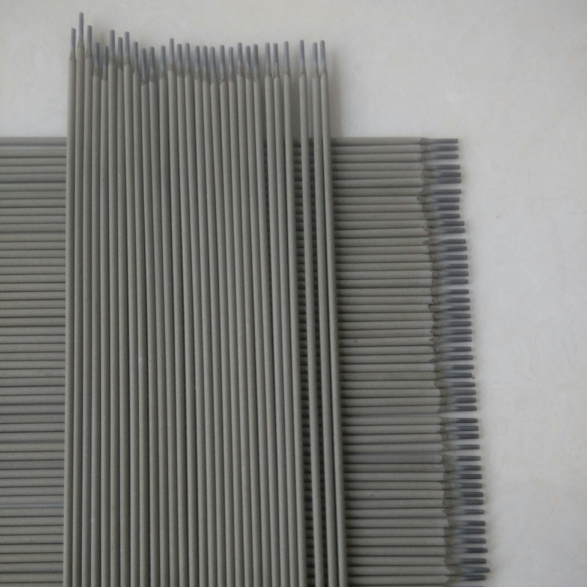 Welding electrode iron powder high quality price ton bulk reduced iron powder
