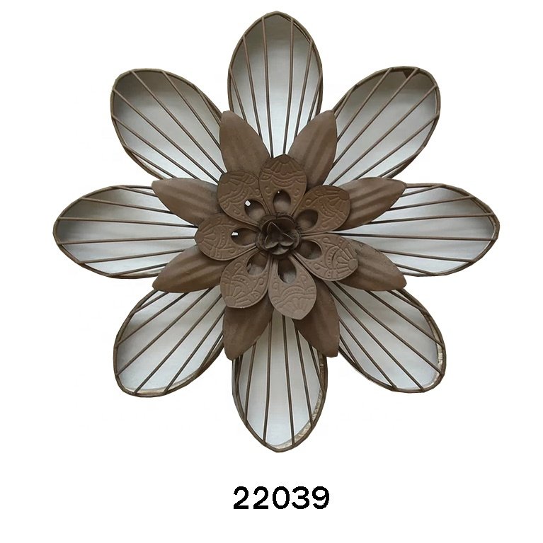 Iron Made vintage design Big Round Wall mounted Wall art high demanding metal customized wall art for sale