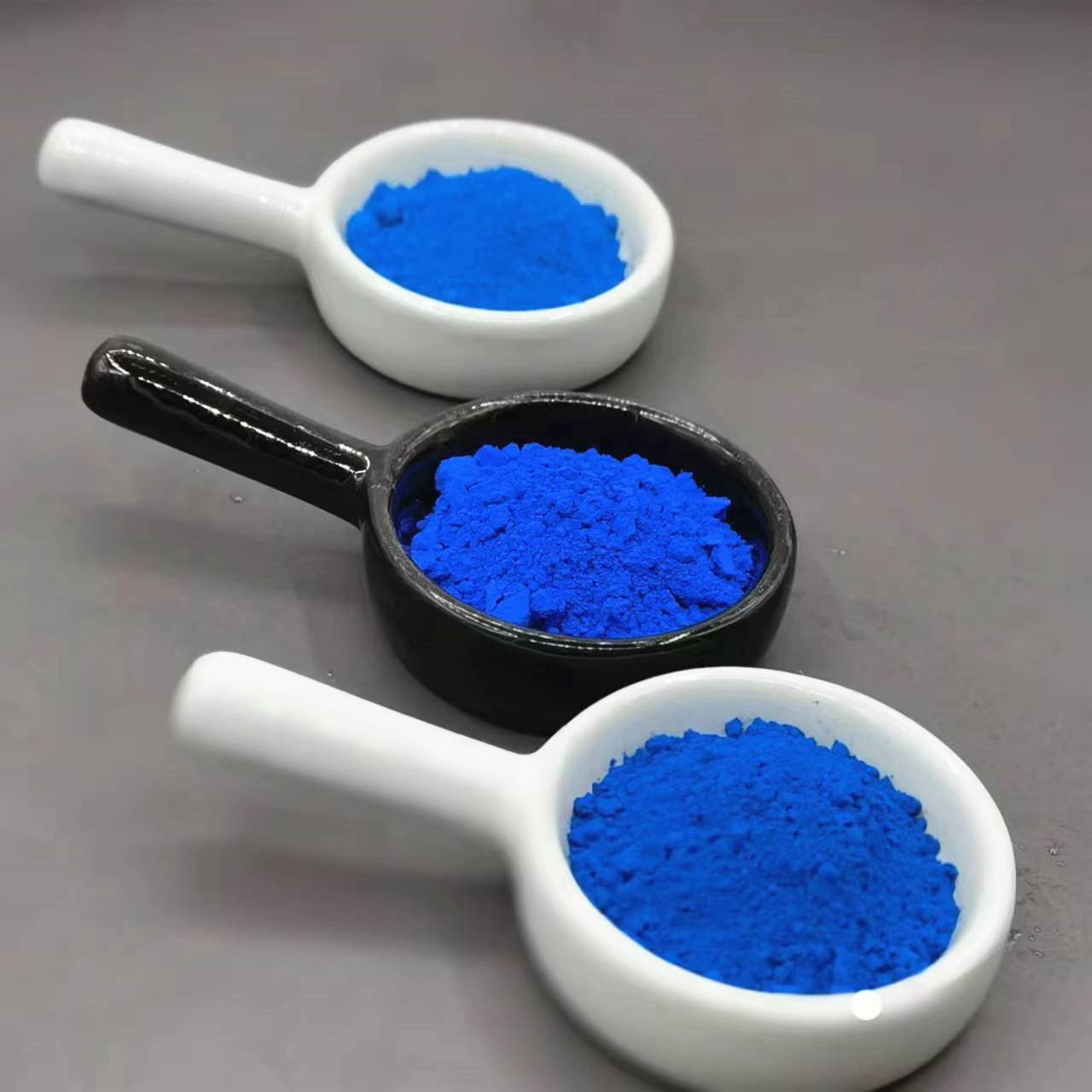 Iron oxide blue permeable brick, cement color, fresh deep blue, sapphire blue paint and coating, using ultramarine blue pigment