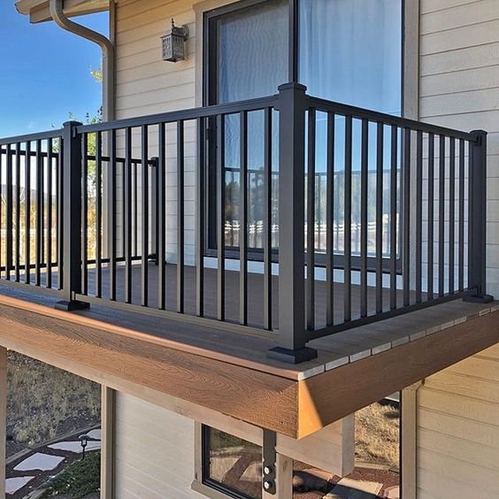 Customized classic outdoor metal Designs frameless terrace modern veranda safety Outdoor Balcony Railings