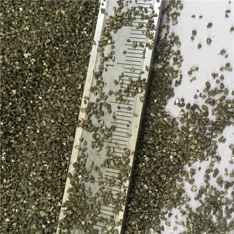 ferric sulfide Low Priced Magnetite Iron Ore Pyrite Balance and Counter Weight Powder and Lump Type Hematite Included for Sale