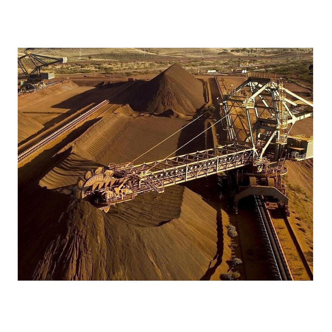 Superior Quality Metallic Minerals Iron Ore Wholesale Bulk Purchase Iron Ore Fines / Cast Iron Ore Buy From Supplier