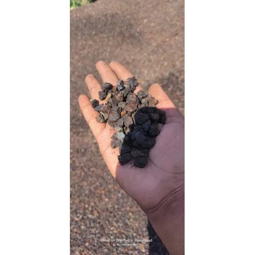 99% Grade Loose Packaging Magnetite Iron Ore Powdered Counterweight Varying Types Including Hematite Pyrites for Mining