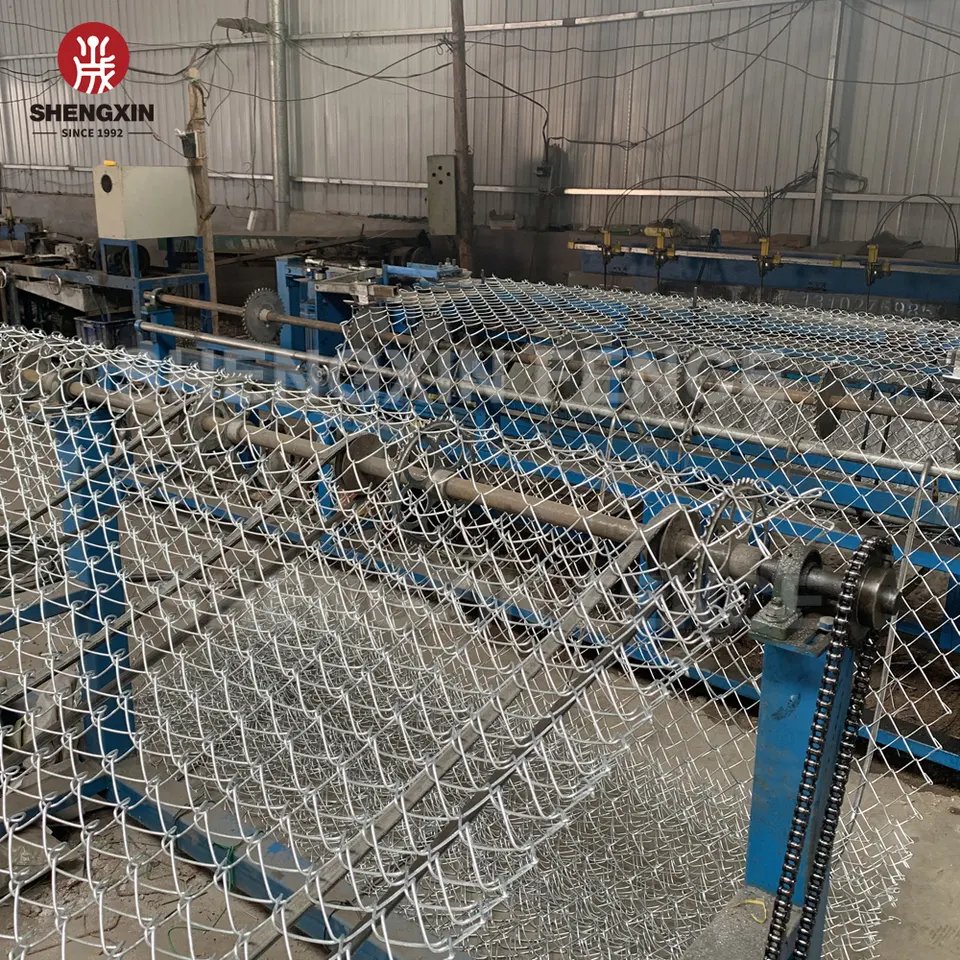 Sustainable Wholesale Industry Used Hot Dipped Galvanized Iron Wire Mesh Chain Link Fence For Baseball Fields