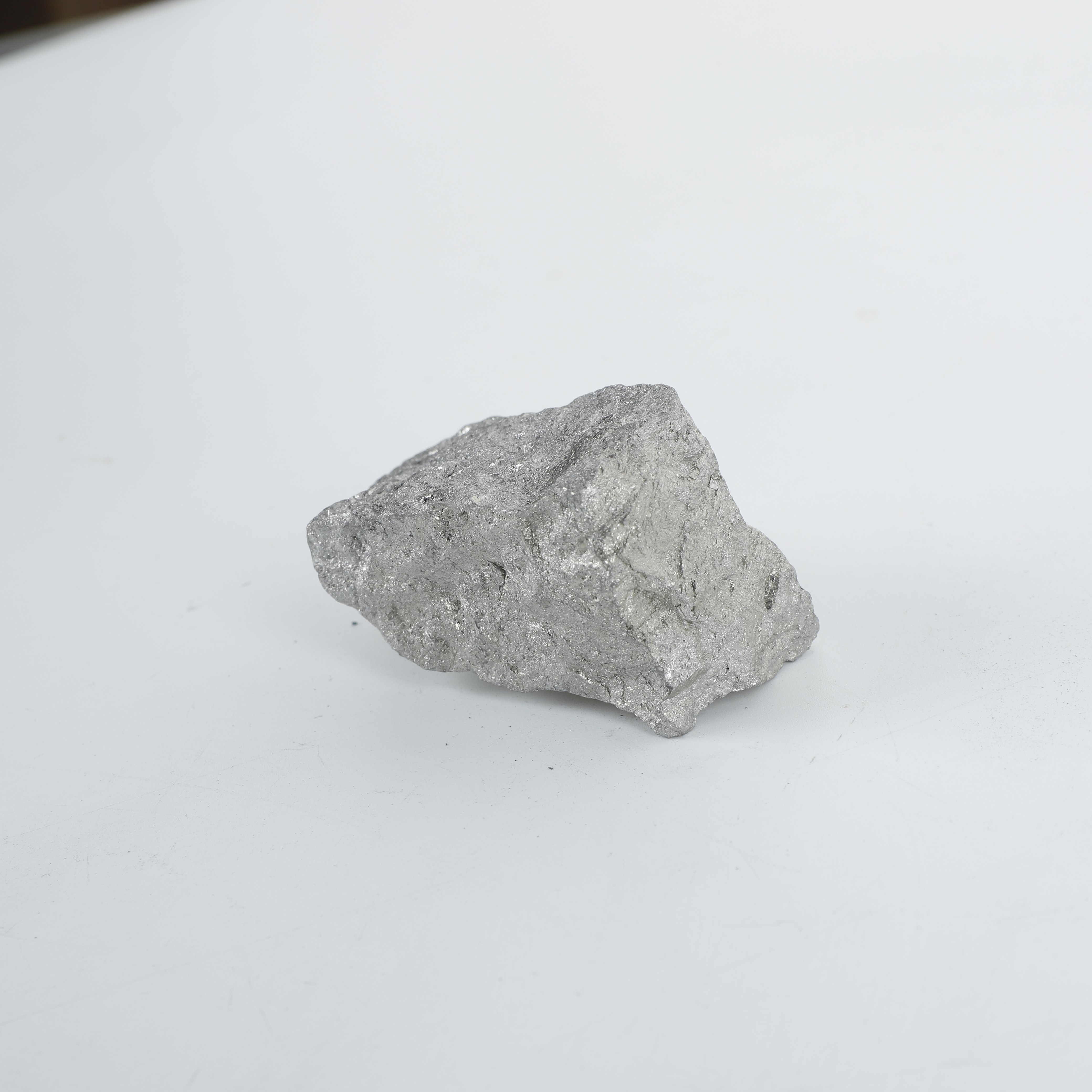 China supplies customized FeNb blocks 99.9% -99.95% high-quality iron niobium blocks from Brazil
