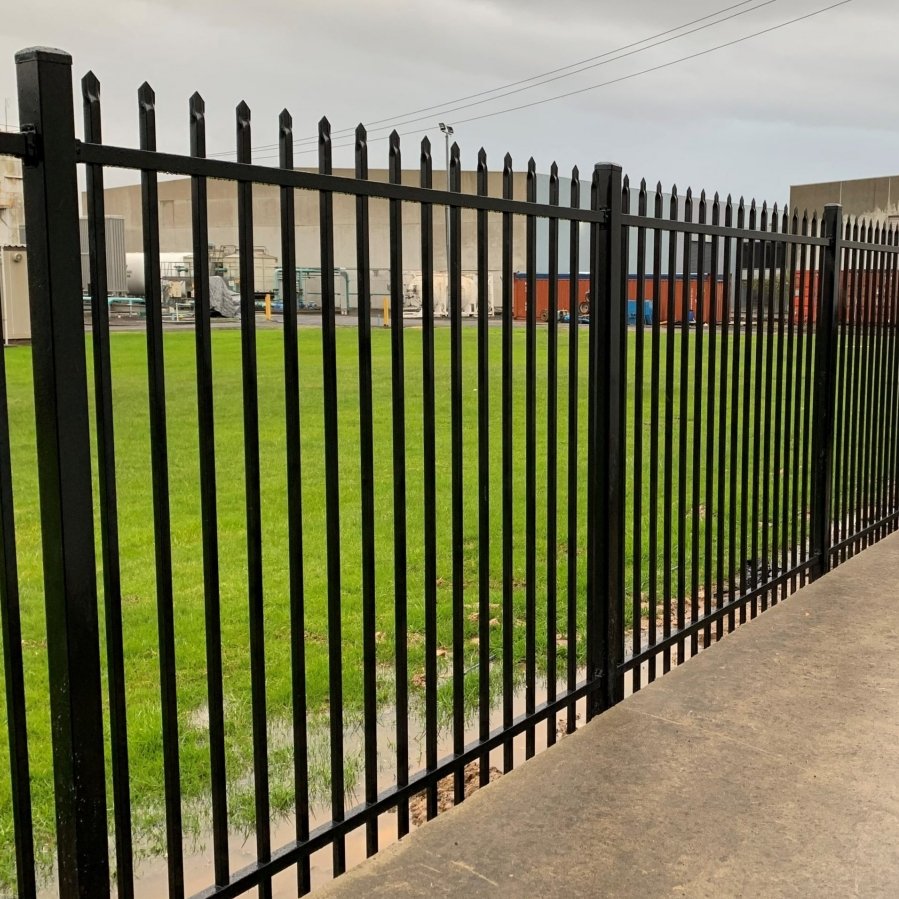 Hot Sale Black Powder Coated Steel or Aluminum Tubular Fencing 3 Rail Style for Gate Security Low Maintenance Waterproof Metal