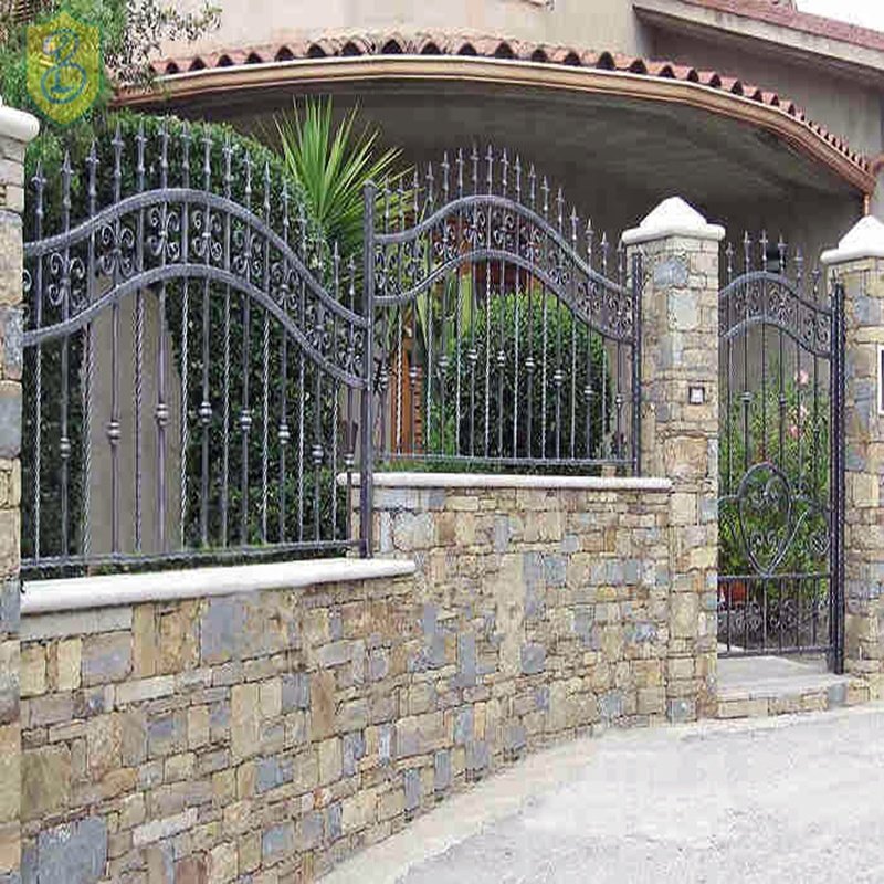 Custom crafted iron guardrail welded balcony balustrade