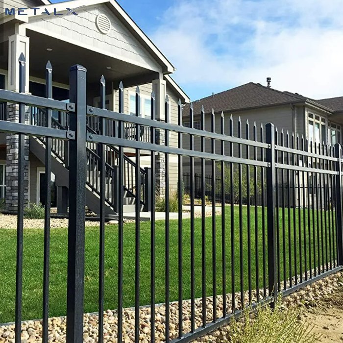 Best-selling 6ftx8ft Garden Black Metal Wrought Iron Fences Trellis Anti Rust Galvanized Steel Farm Fence Prices
