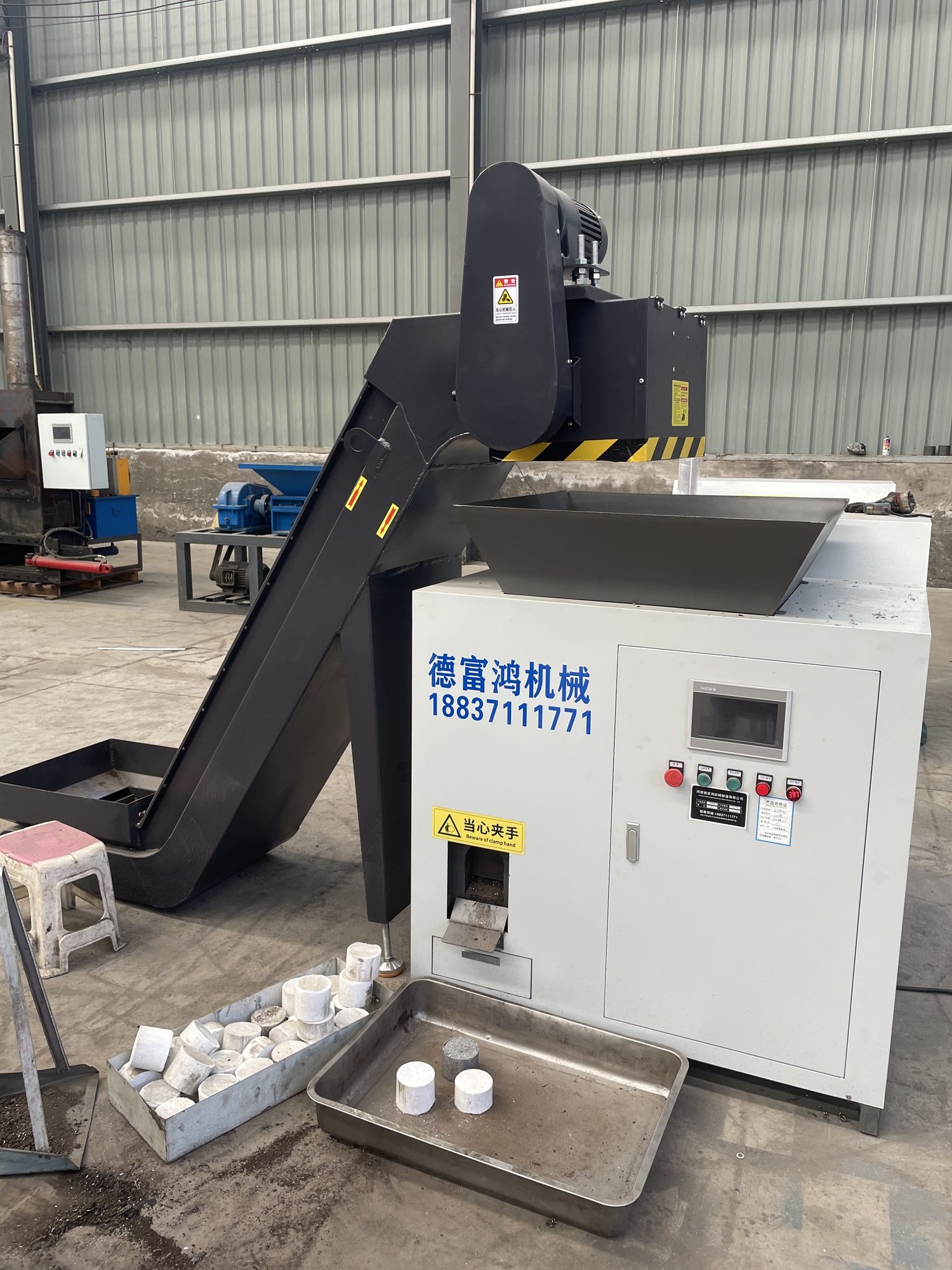 80mm Iron Chip Press Machine Metal Powder Compacting and Recycling Copper Powder Wood Chips Extrusion