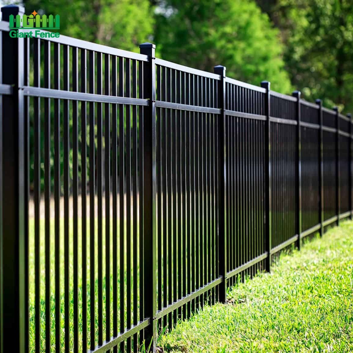 Solid Outdoor Garden Metal Iron Fence Panels Cheap Home Decorative Steel Rods Wrought Iron Panels Metallic Fencing