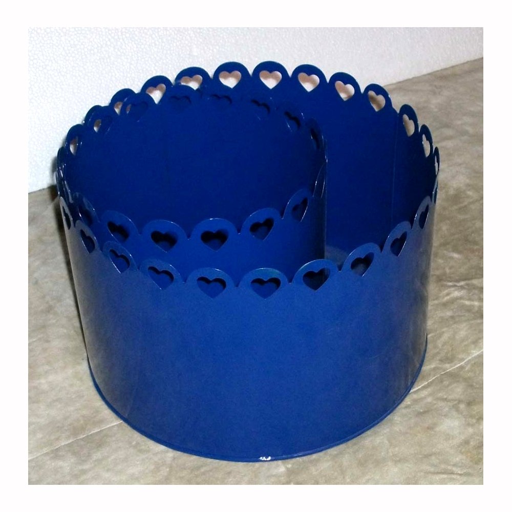 Custom Style Metal Iron Powder Coated Decorative Floor Standing Planter Flower Pot Garden Bucket For Indoor outdooror