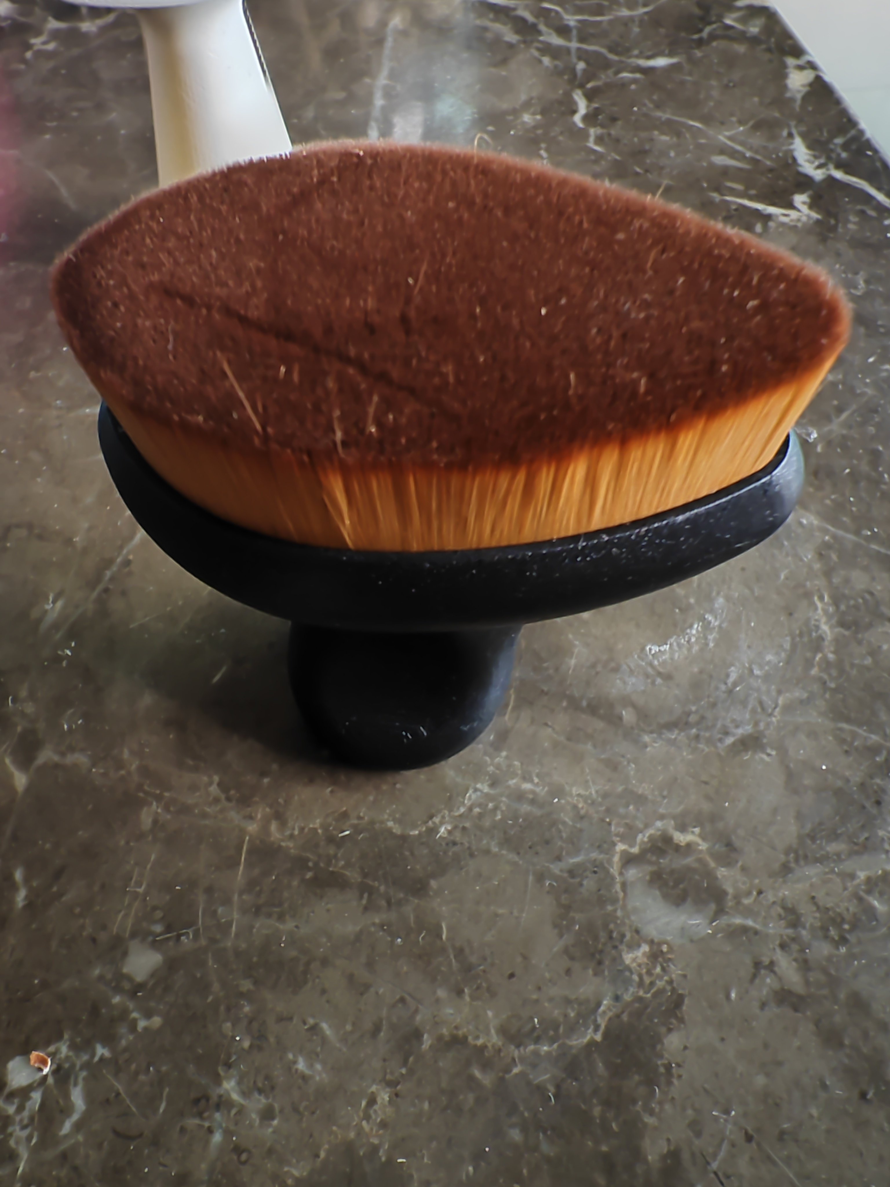 Iron shape new item Makeup Brush recycled hair Face Powder Blush Eyeshadow Kabuki foundation brush