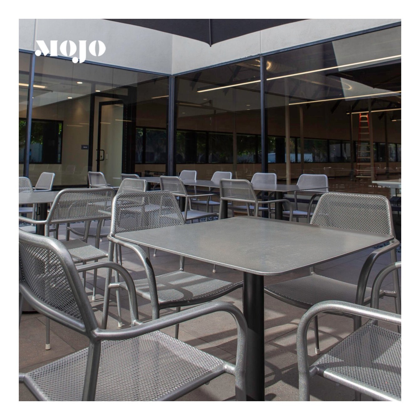 modern restaurant Rattan Chair Paris Cafe Parisian Bistro Chairs Dining Outdoor Patio Furniture French Style metal Chair