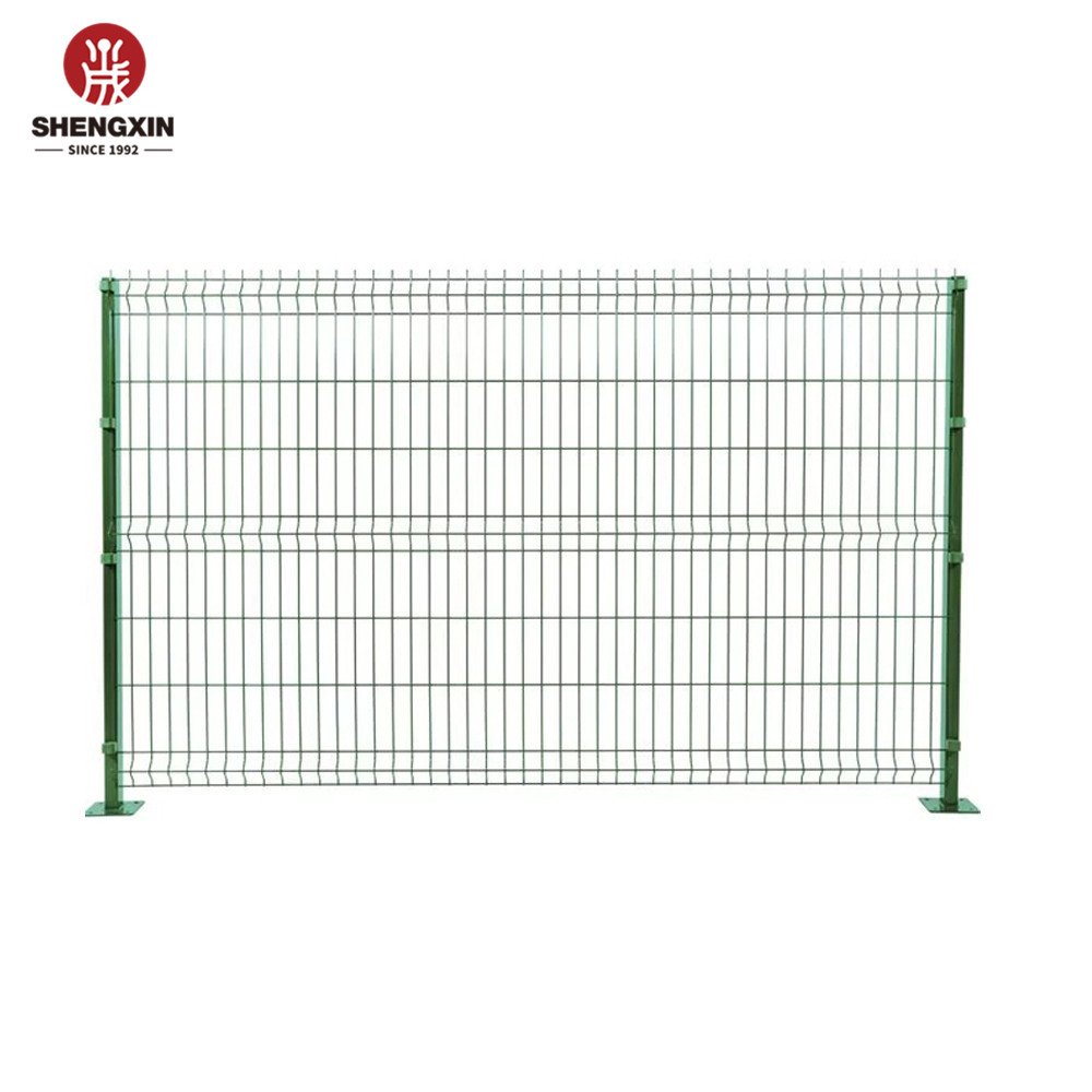 Iron Metal Fence Outdoor Security Field Fence Welded Wire Mesh Fence