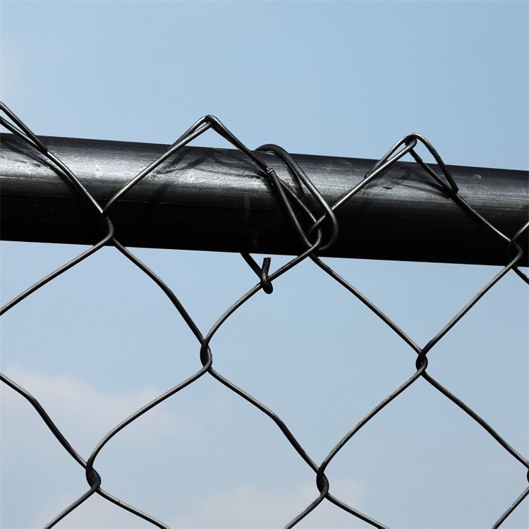 cheap used power coated or Hot Dipped Galvanized Cyclone Wire Mesh 5ft 9gauge Chain Link Fence for America for sale