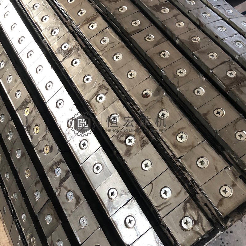 Ferrous And Non Ferrous Metal Separation Machine 1000-15000GS High Intensity Rare Earth Permanent Magnetic Particle Separator