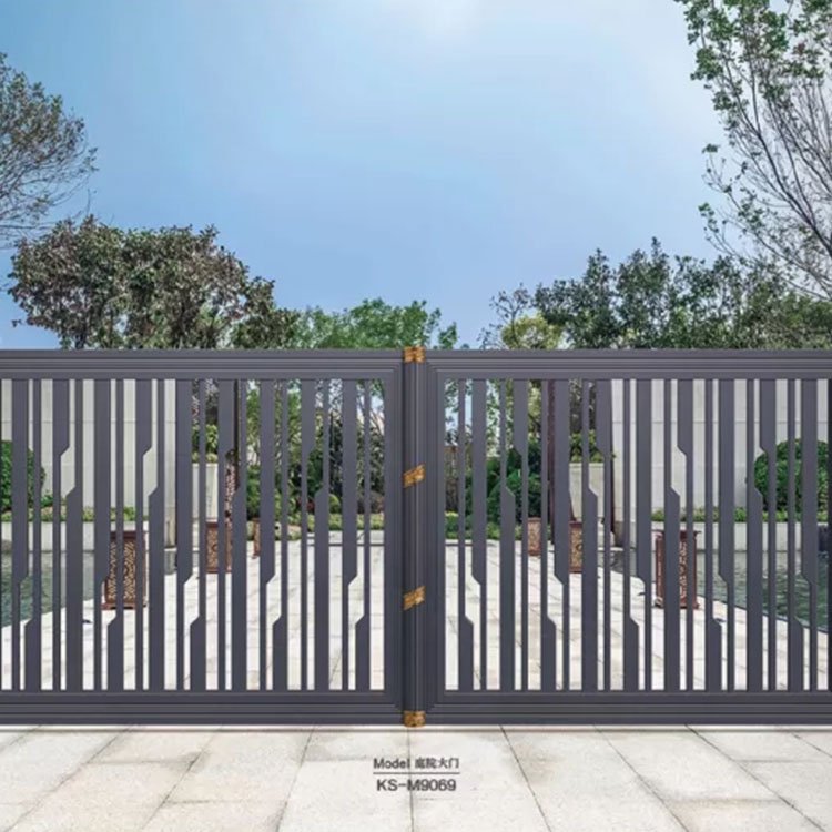 High Quality Modern Minimalist Iron Community Outdoor Villa Gate Courtyard Gates Steel Patio Doors For Outdoor