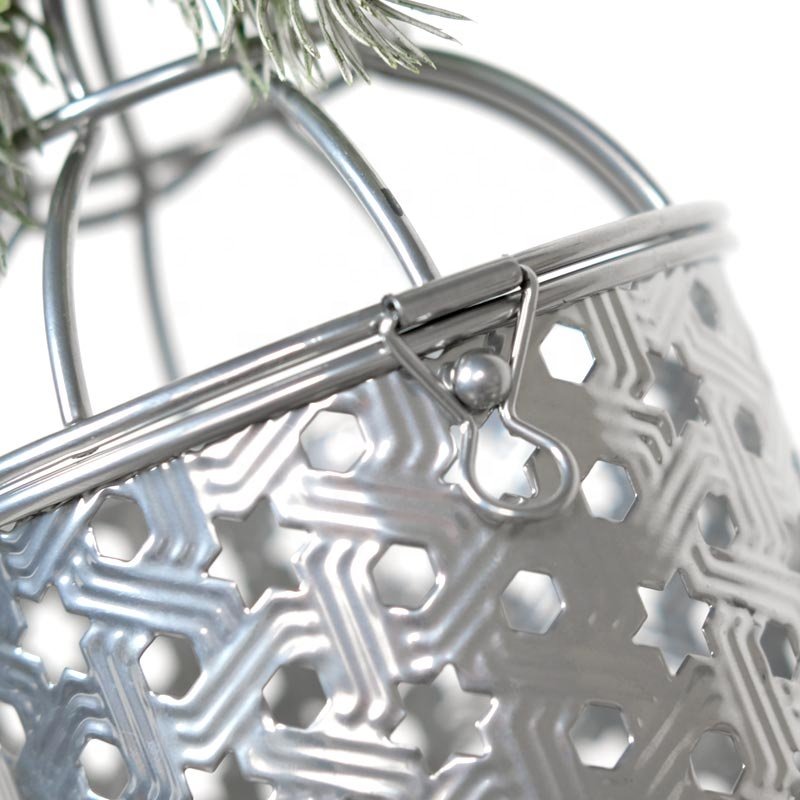 Home Decoration Customized Logo Christmas Lantern Home Decor Iron Silver Candle Holder Metal Candle Stand
