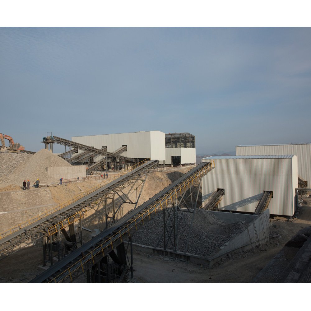 Hot Selling Vertical Raymond Mill Machine Manufacturers Roller Mill Limestone Stone Calcium Carbonate Cement Clinker Grinding