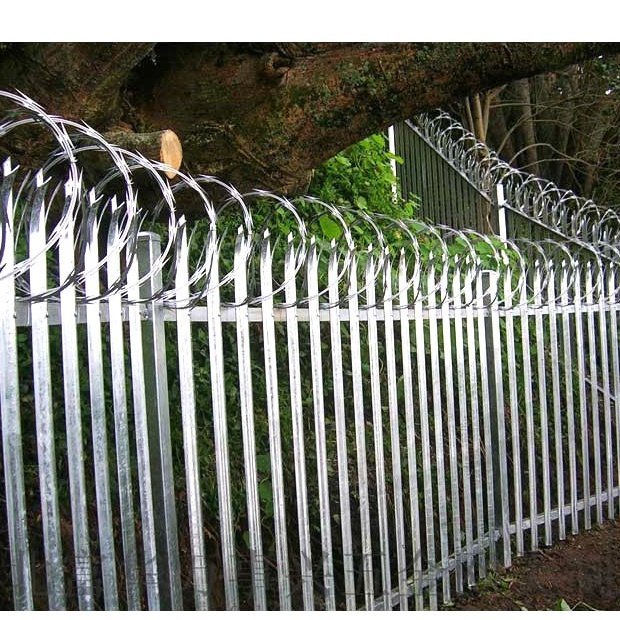 500 Meters Hot Dipped Galvanized Barbed Wire 5mm 2.5mm Iron Wire Roll Powder Coated Razor Wire Price Per Roll
