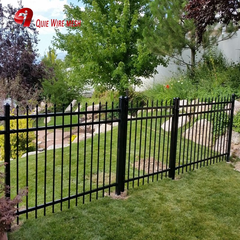 Spear Top Galvanized Steel Wrought Iron Fence Rust Fencing Trellis & Gates Tubular PICKET Fence Carbon Steel Metal White Pallet