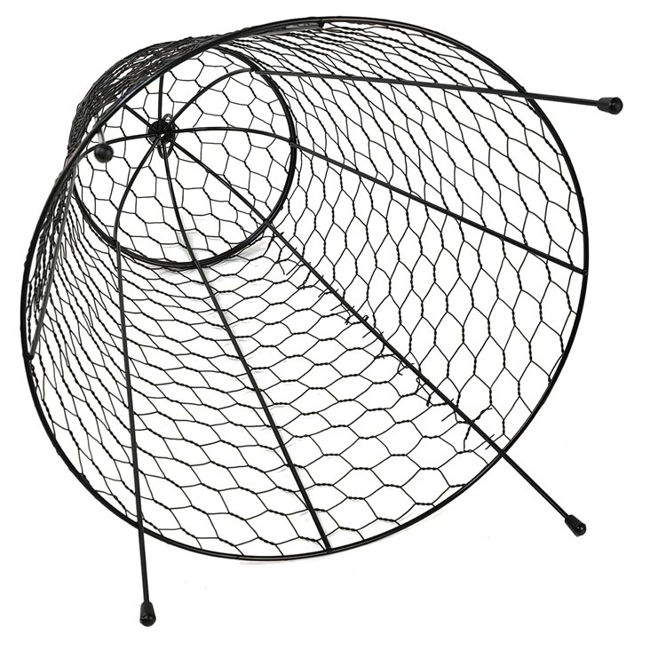Metal Cage Garden Protection Sturdy Chicken Wire Cloche Plant Protector Cover For Plants and Seedlings