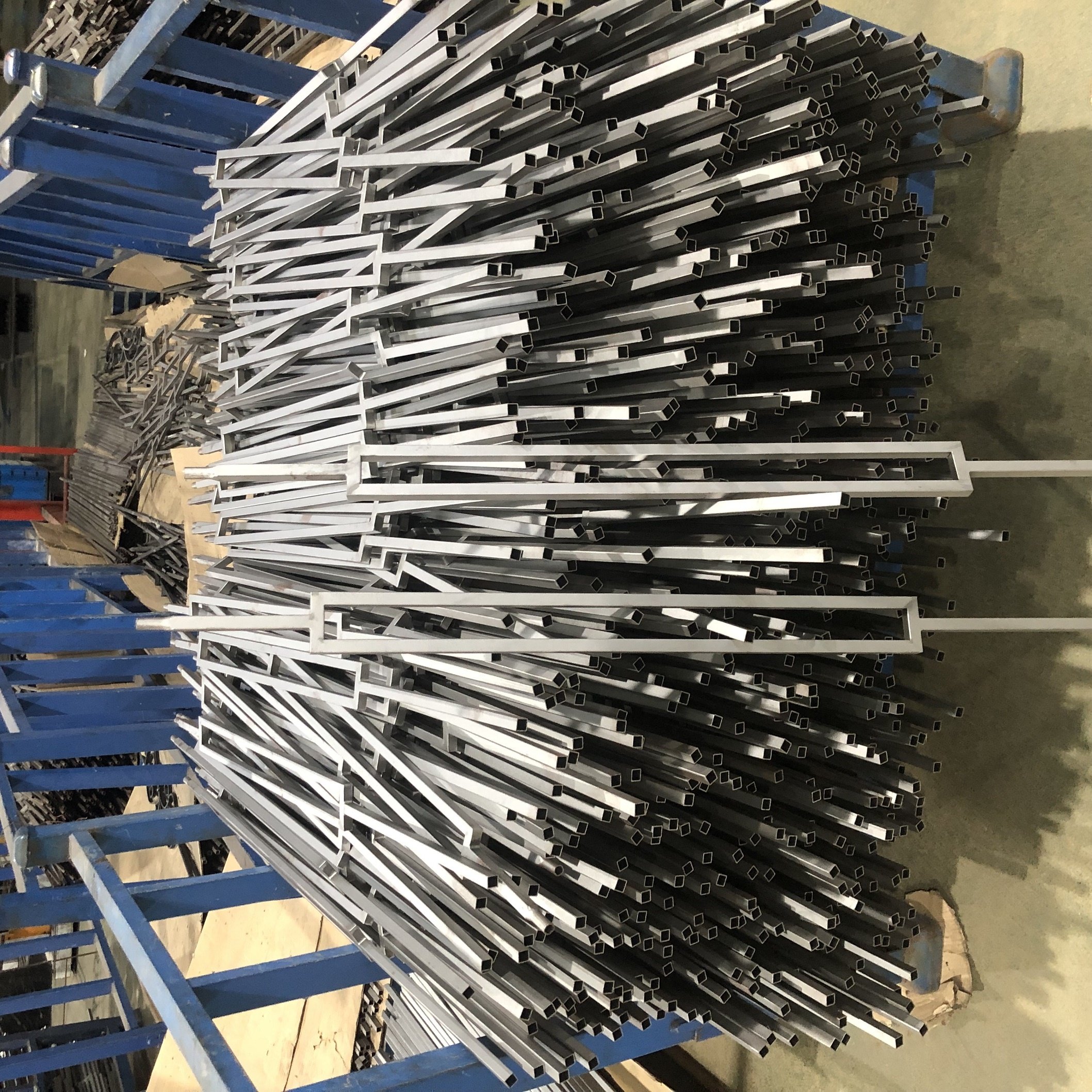 LD Metal Staircase Spindles for Home Decoration Powder Coated Black