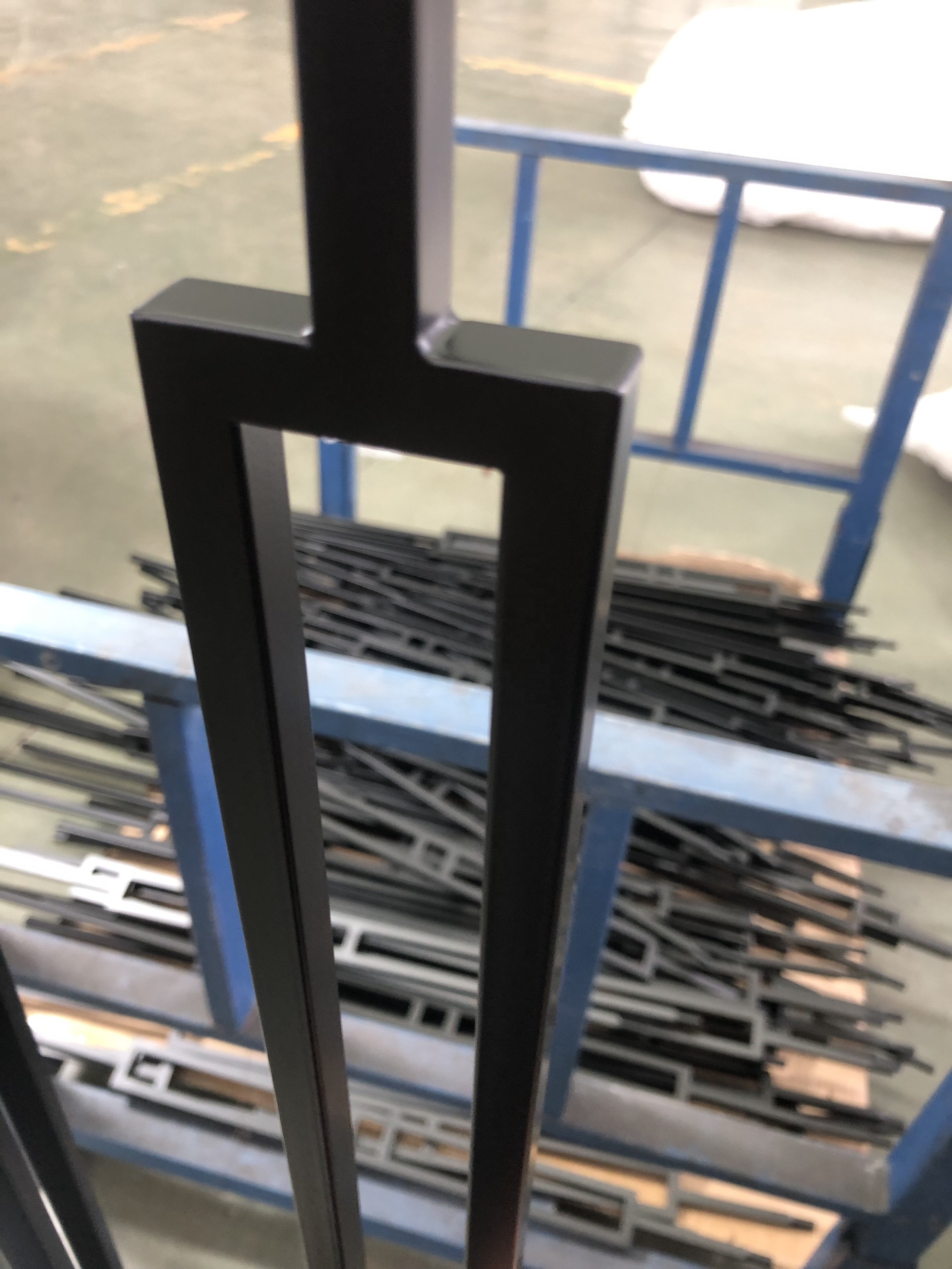 LD Metal Staircase Spindles for Home Decoration Powder Coated Black