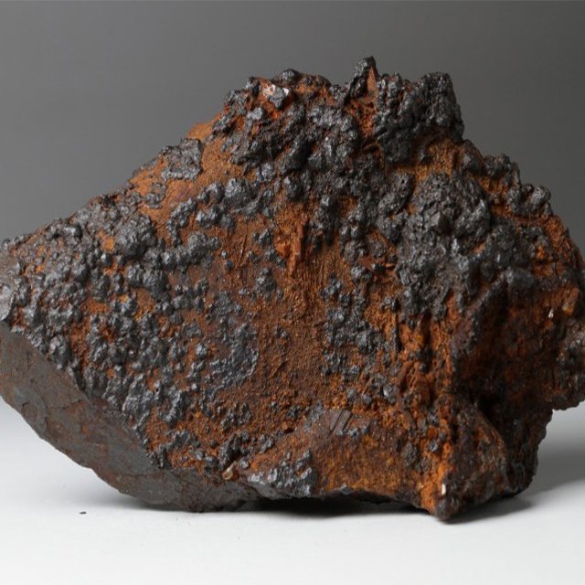 Wholesale High Quality Iron Ore Directly Sourced from Pakistan Mines Magnetite & Hematite Lump & Powder Types
