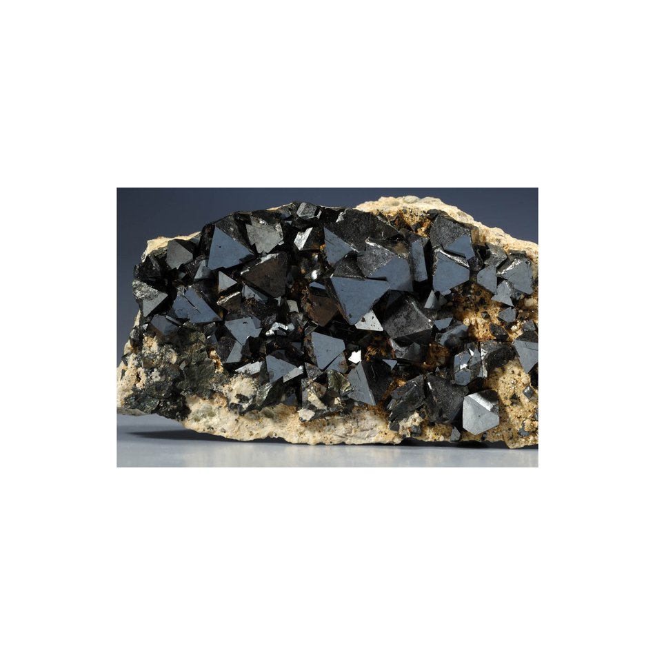 Manufacturer Cosmetic Grade 80 Mesh 180 Micron Magnetite Iron Powder For Scrub Cream