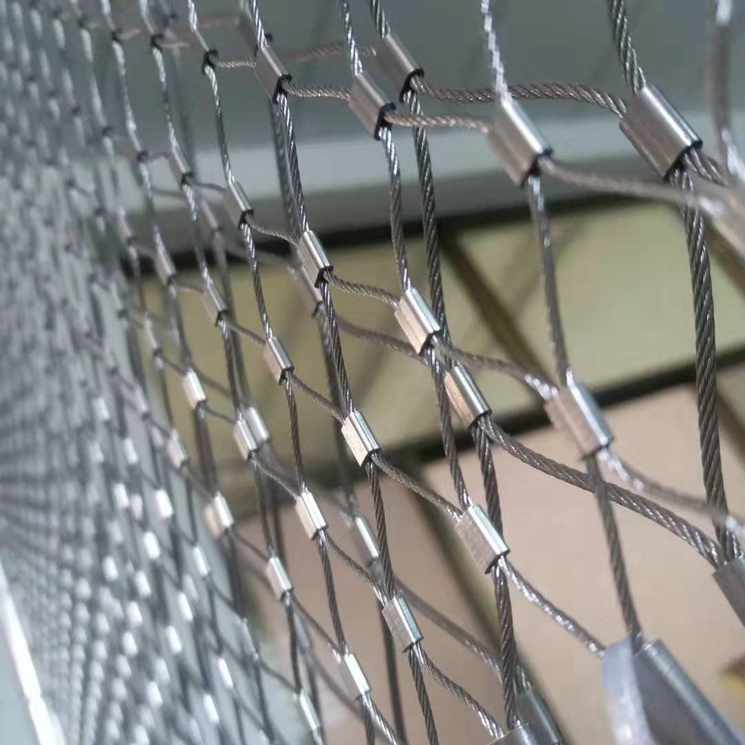 Customized 304/316 Stainless Steel Wire Knitted Mesh, Metal Decoration Wire Net, Wire Rope Mesh for Garden Zoo