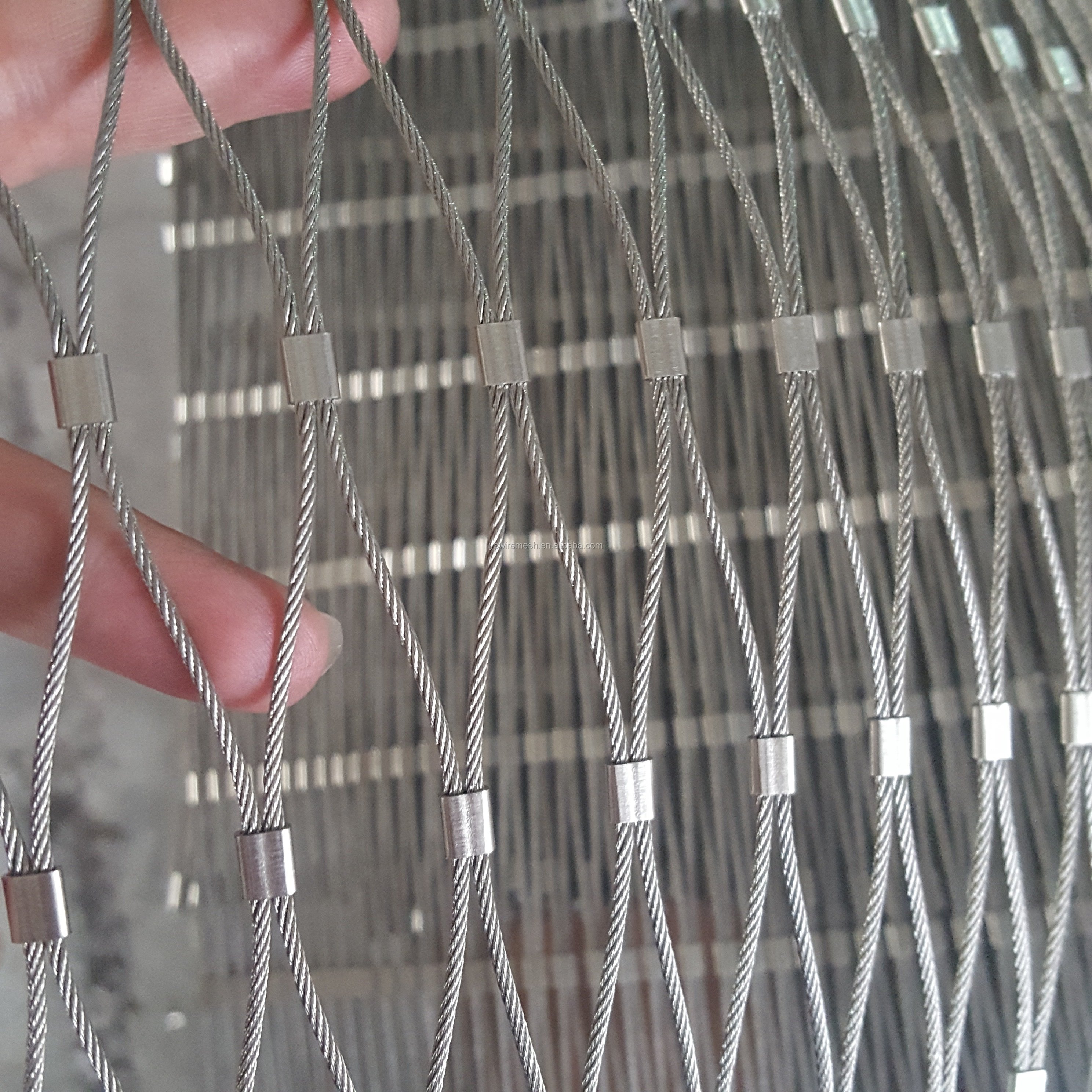 Customized 304/316 Stainless Steel Wire Knitted Mesh, Metal Decoration Wire Net, Wire Rope Mesh for Garden Zoo