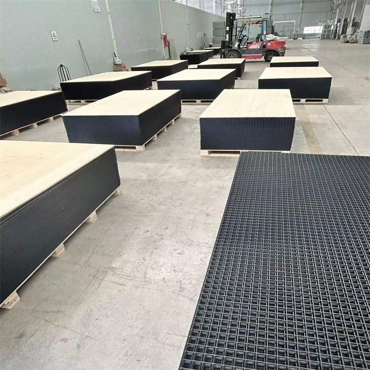 SUS304 2x2 6ft hot dipped galvanized welded iron wire mesh construction reforcement welded wire mesh panels