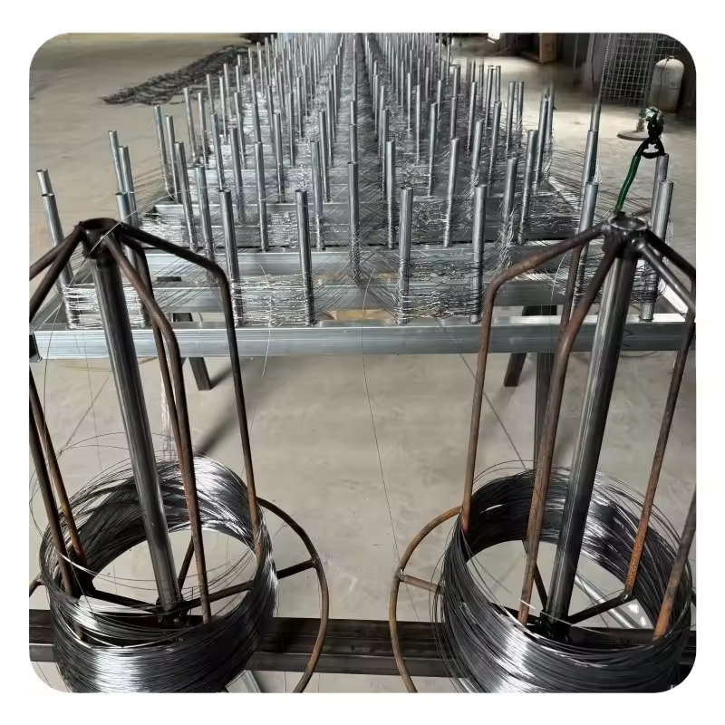 High Portability Inconspicuous Obstacle Fence Security Barrier 0.5-0.8mm Steel Wire Mesh Wholesale