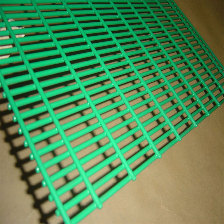 Wholesale high quality 2x2 galvanized welded steel wire mesh fence panel customization